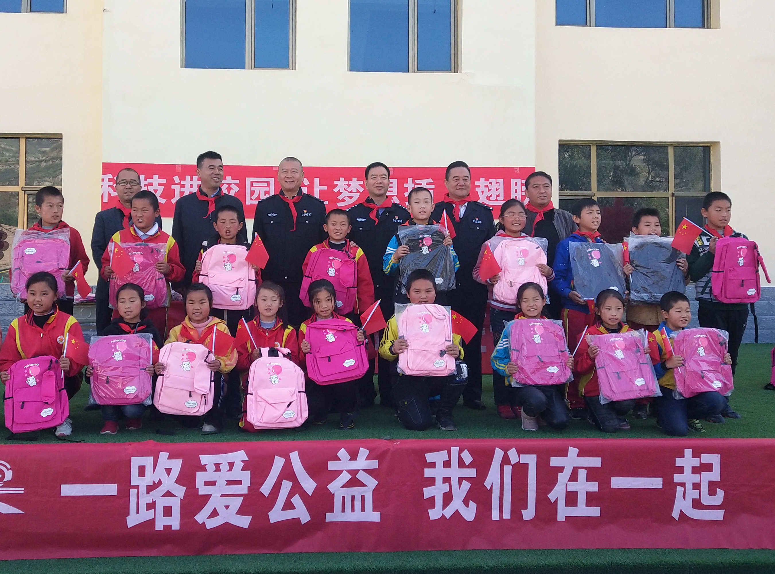 �f�A��۞�ˮ��С�W(xu��)�͜�ů