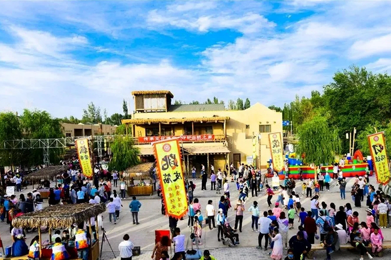 ����ȪС�(zh��n)���zչʾ�w���������(d��ng)���ʼ���